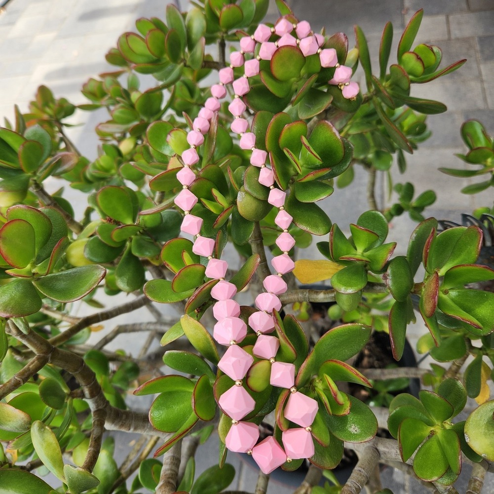 Vtg Japan Single Strand Faceted Tiered Bubbleā Gum Pink Barbie MCM 30"